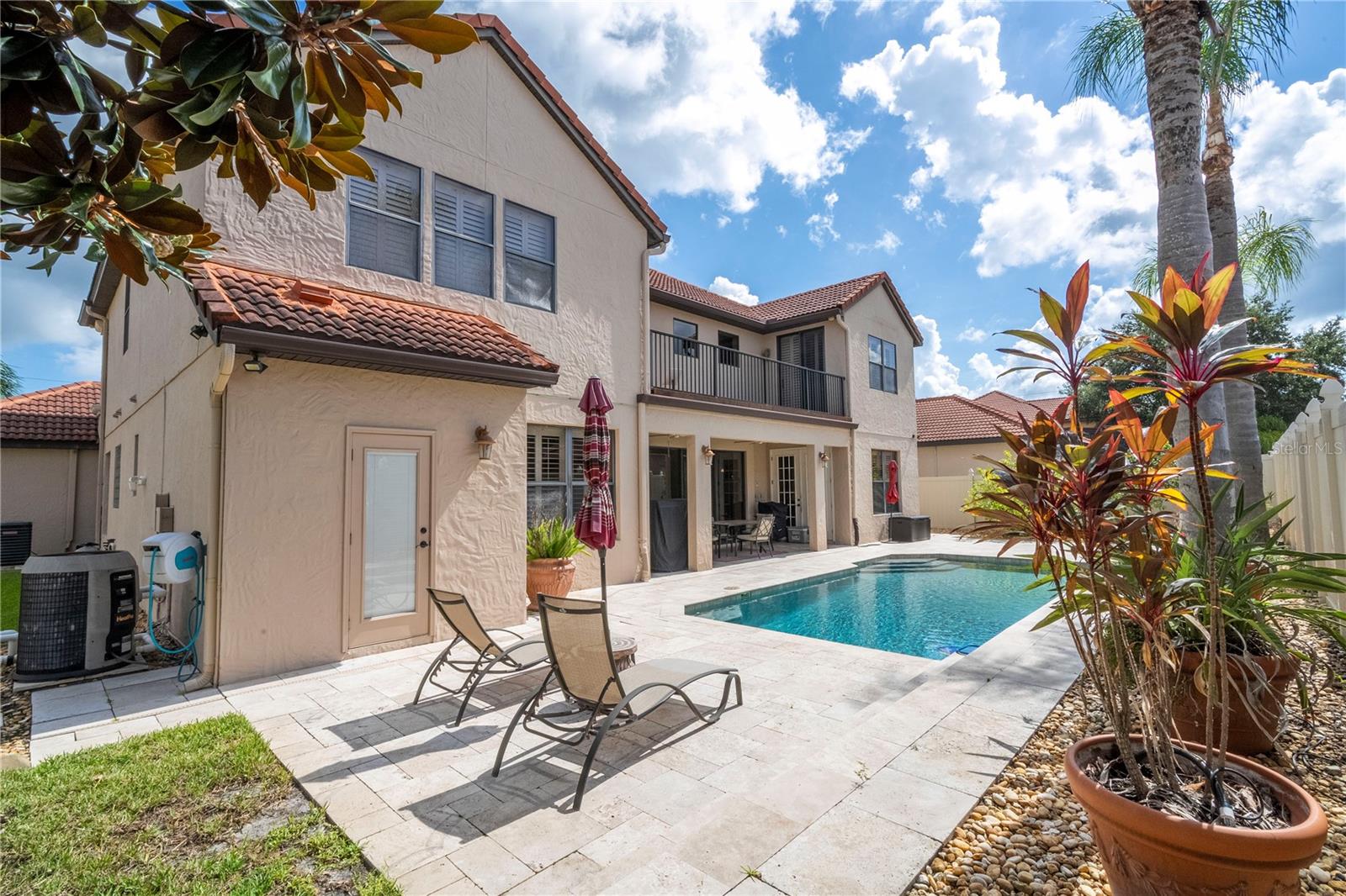 Image 87 of 99 For 3119 Falconhill Drive