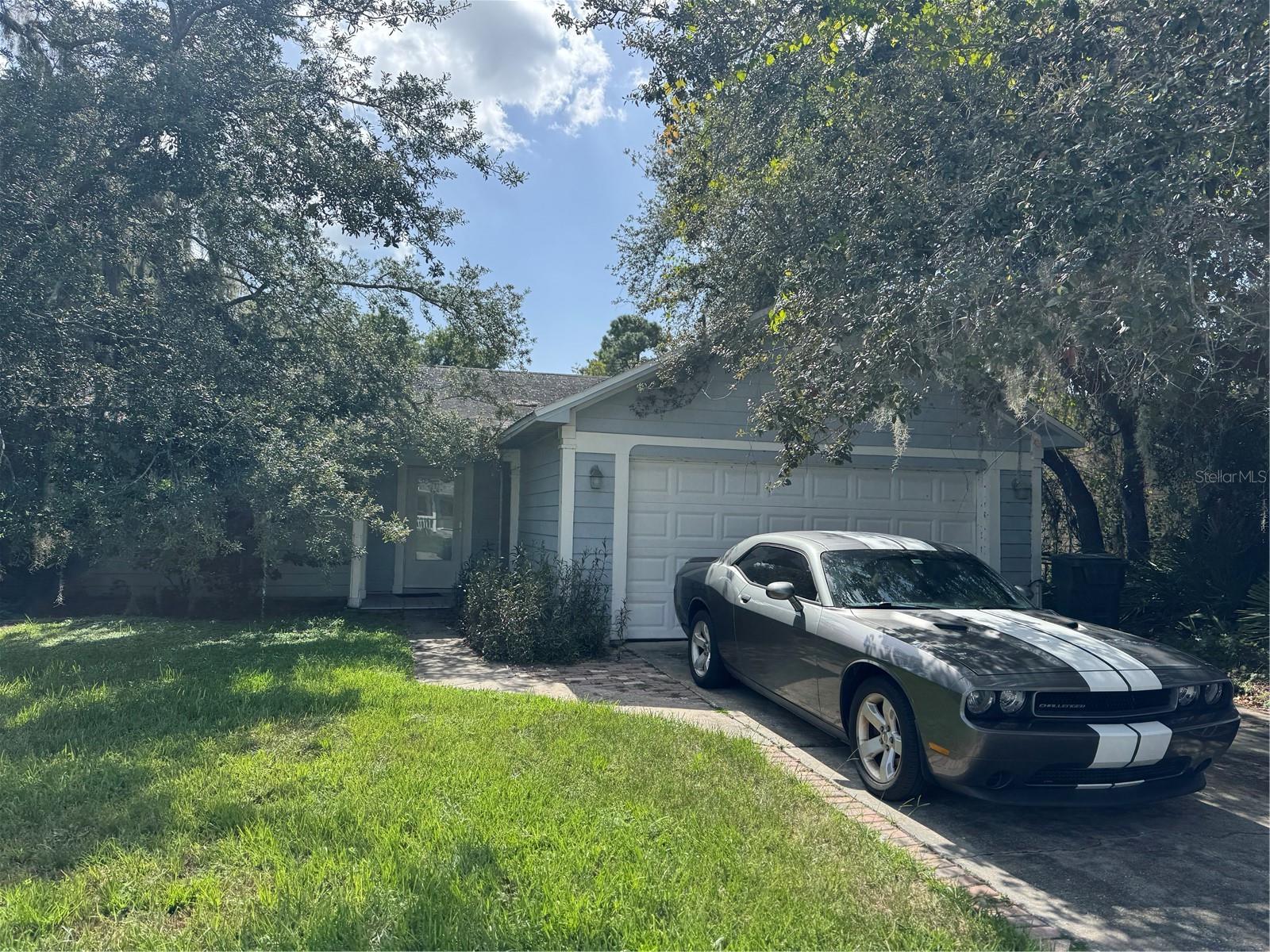 Listing Details for 1418 Prairie Lake Boulevard, OCOEE, FL 34761