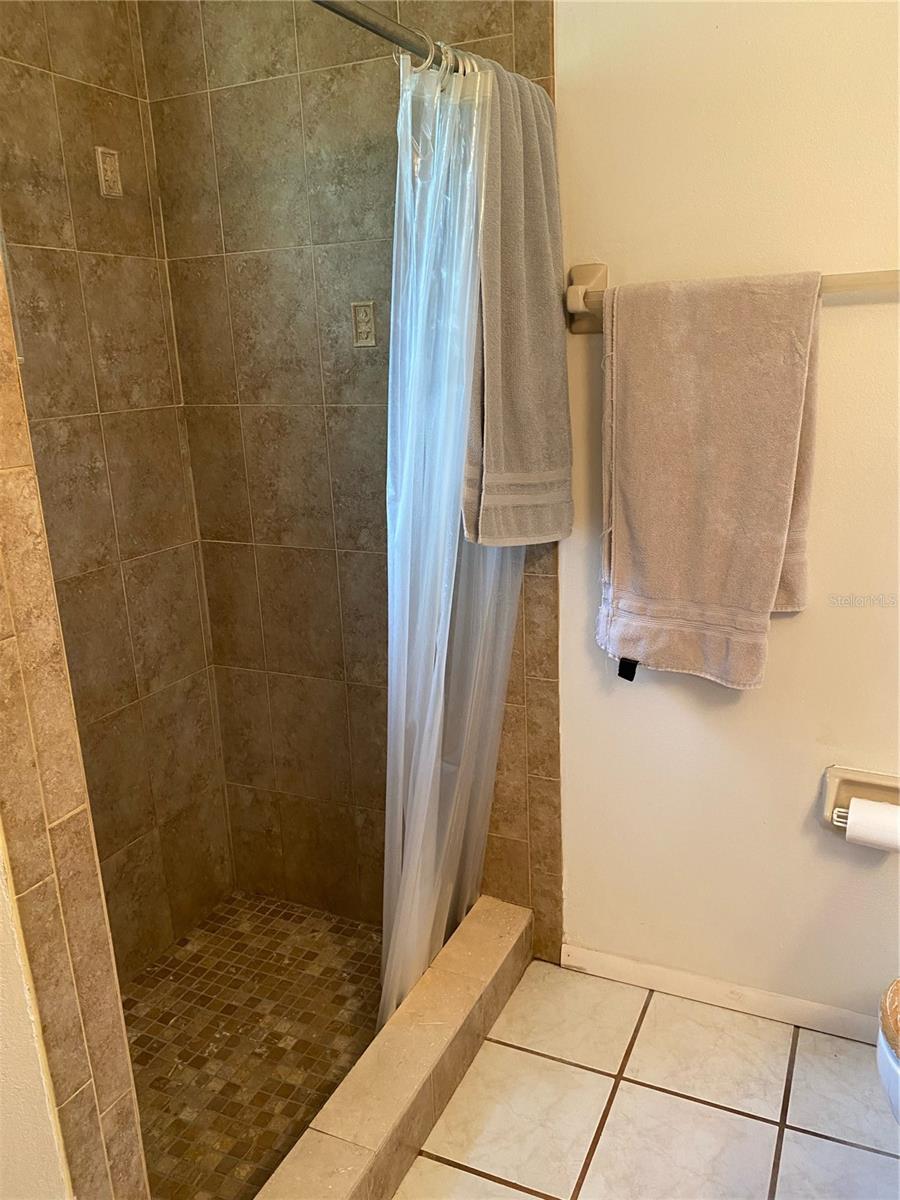 Image 13 of 14 For 1418 Prairie Lake Boulevard