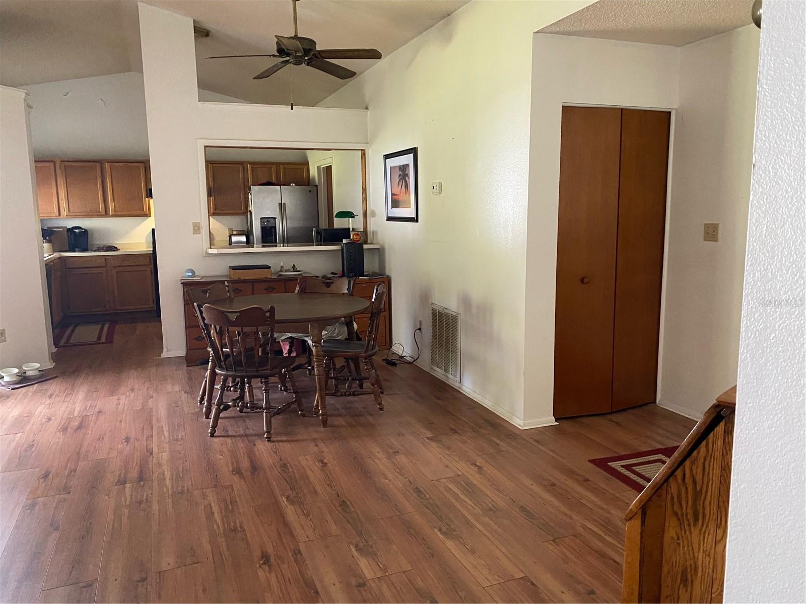 Image 7 of 14 For 1418 Prairie Lake Boulevard