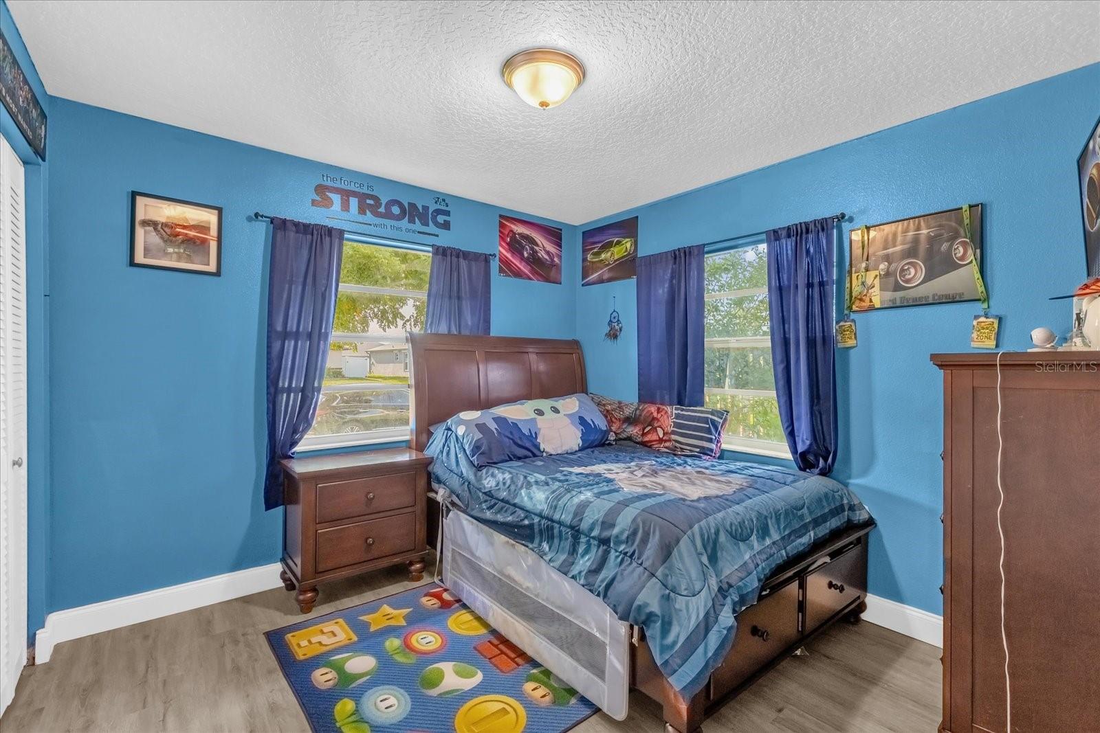 Image 14 of 29 For 588 Audubon Avenue Ne