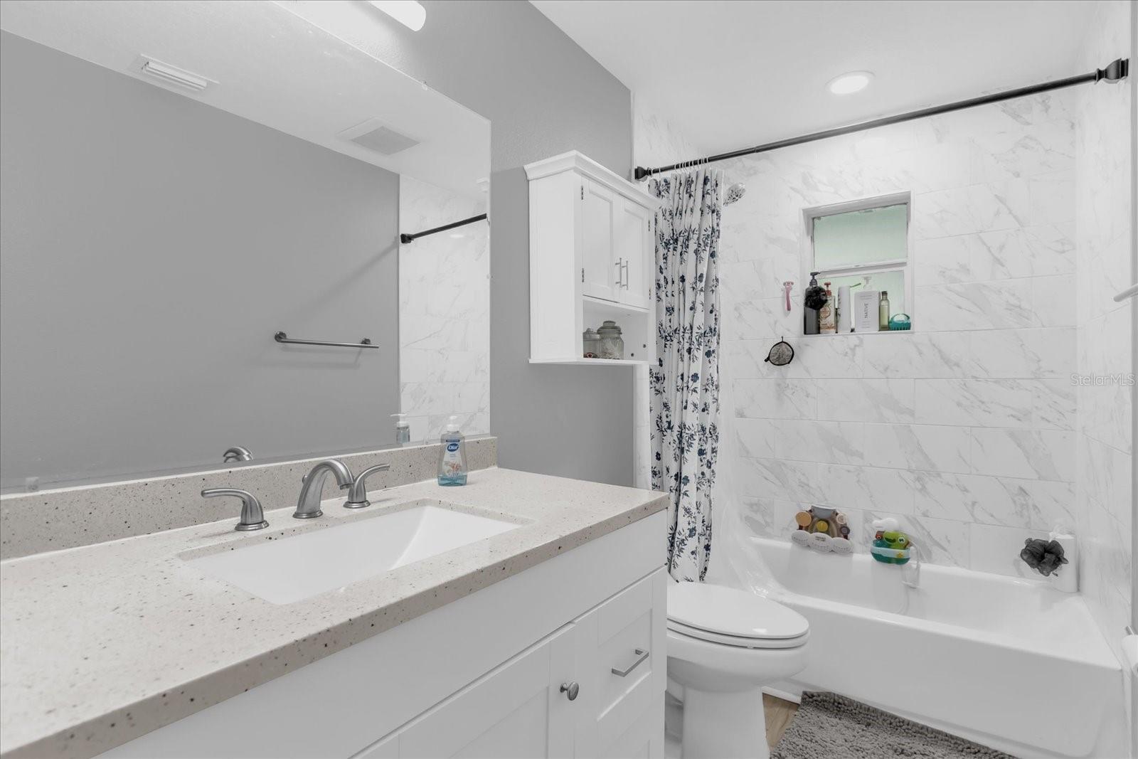 Image 19 of 29 For 588 Audubon Avenue Ne