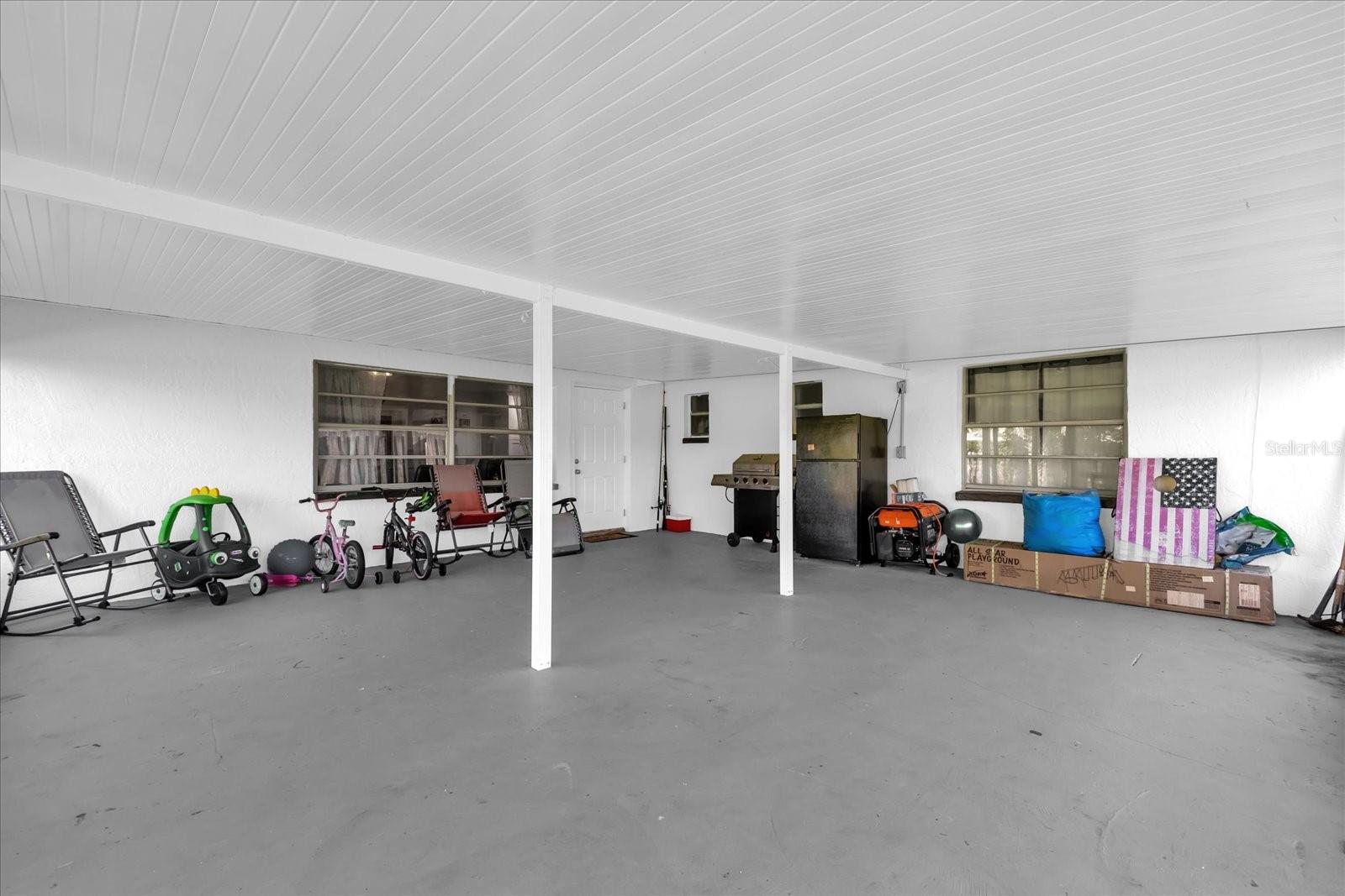 Image 21 of 29 For 588 Audubon Avenue Ne