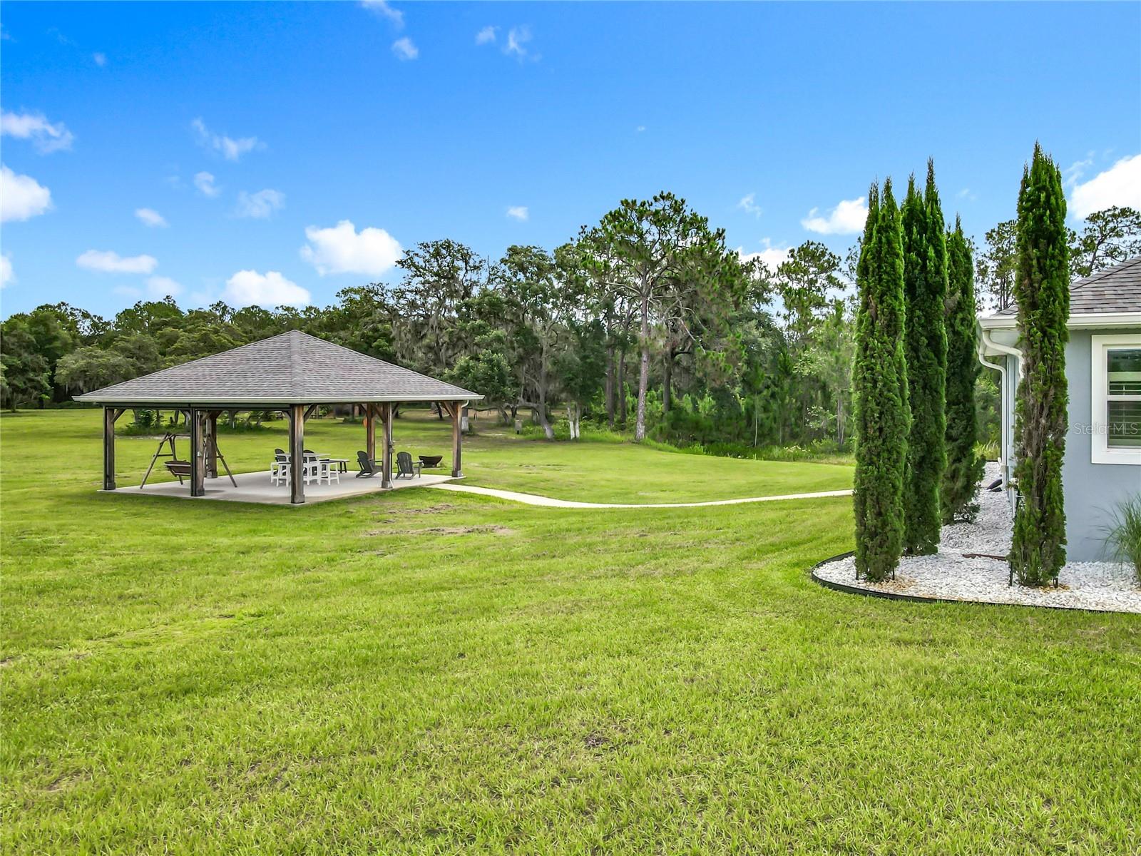 Image 81 of 90 For 10220 & 10224 Bay Lake Road