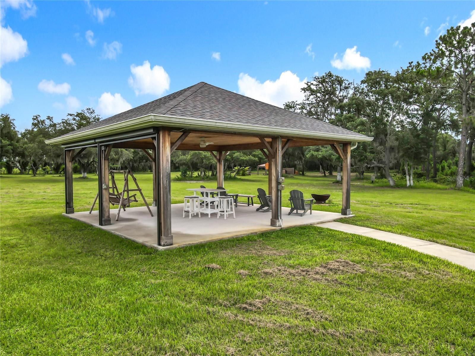 Image 82 of 90 For 10220 & 10224 Bay Lake Road