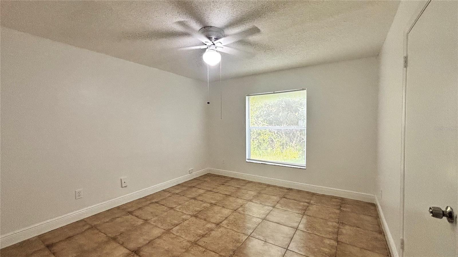 Image 10 of 17 For 13903 Timberland Drive 101