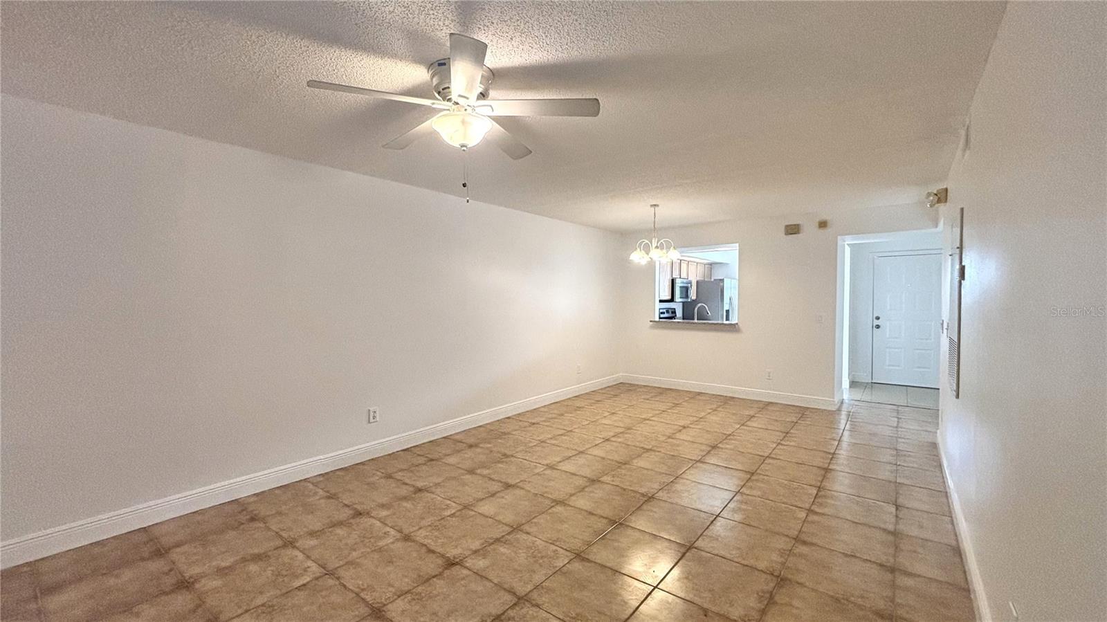 Image 7 of 17 For 13903 Timberland Drive 101