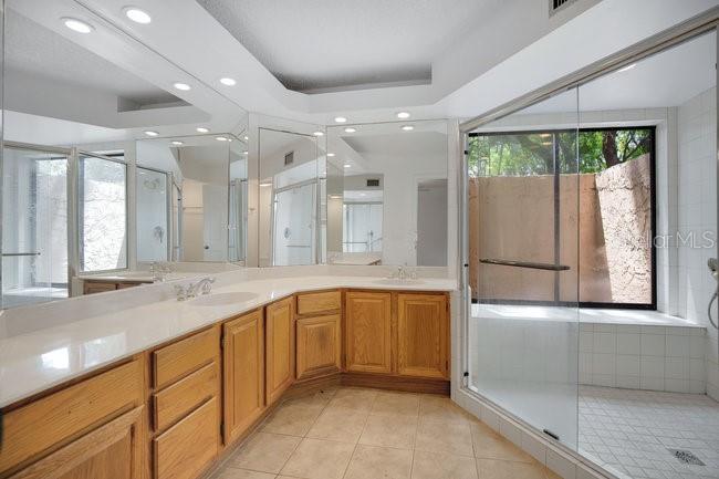 Image 16 of 42 For 1246 Saint Tropez Circle Ge