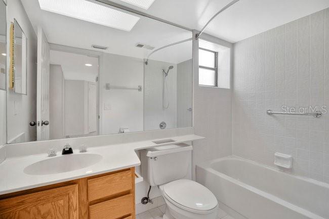 Image 20 of 42 For 1246 Saint Tropez Circle Ge
