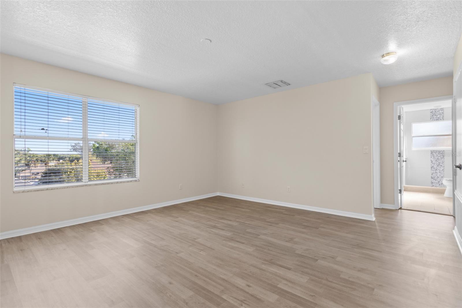 Image 18 of 38 For 7801 Belvoir Drive