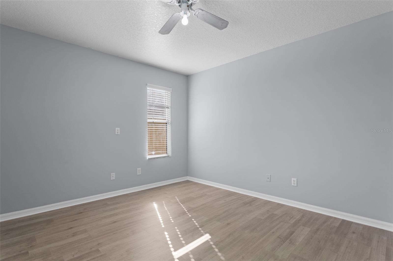 Image 19 of 38 For 7801 Belvoir Drive