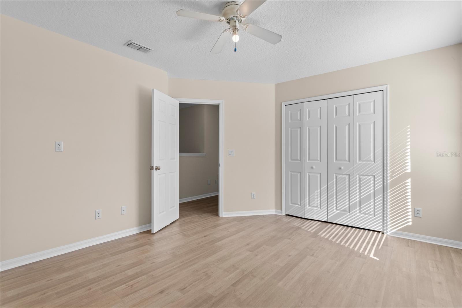 Image 23 of 38 For 7801 Belvoir Drive