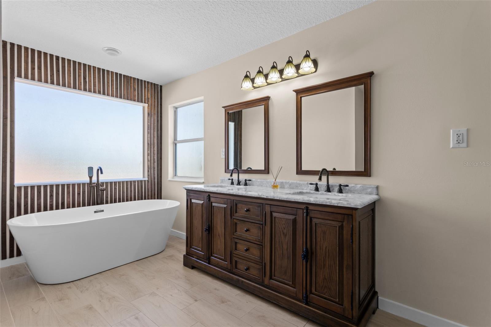 Image 30 of 38 For 7801 Belvoir Drive