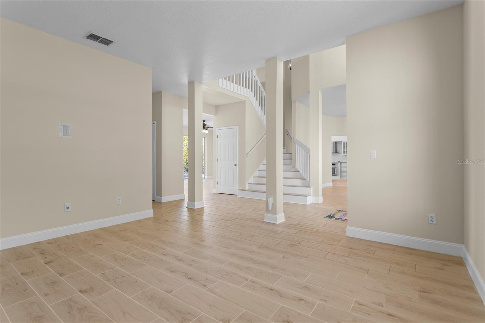 Image 5 of 38 For 7801 Belvoir Drive