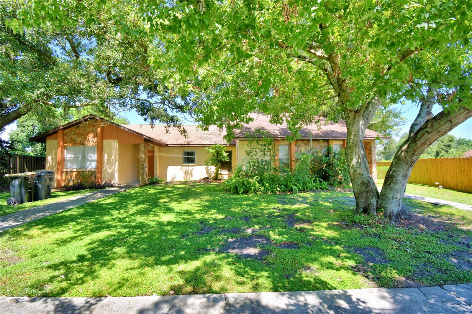 Details for 5170 Cimarron Drive, LAKELAND, FL 33813