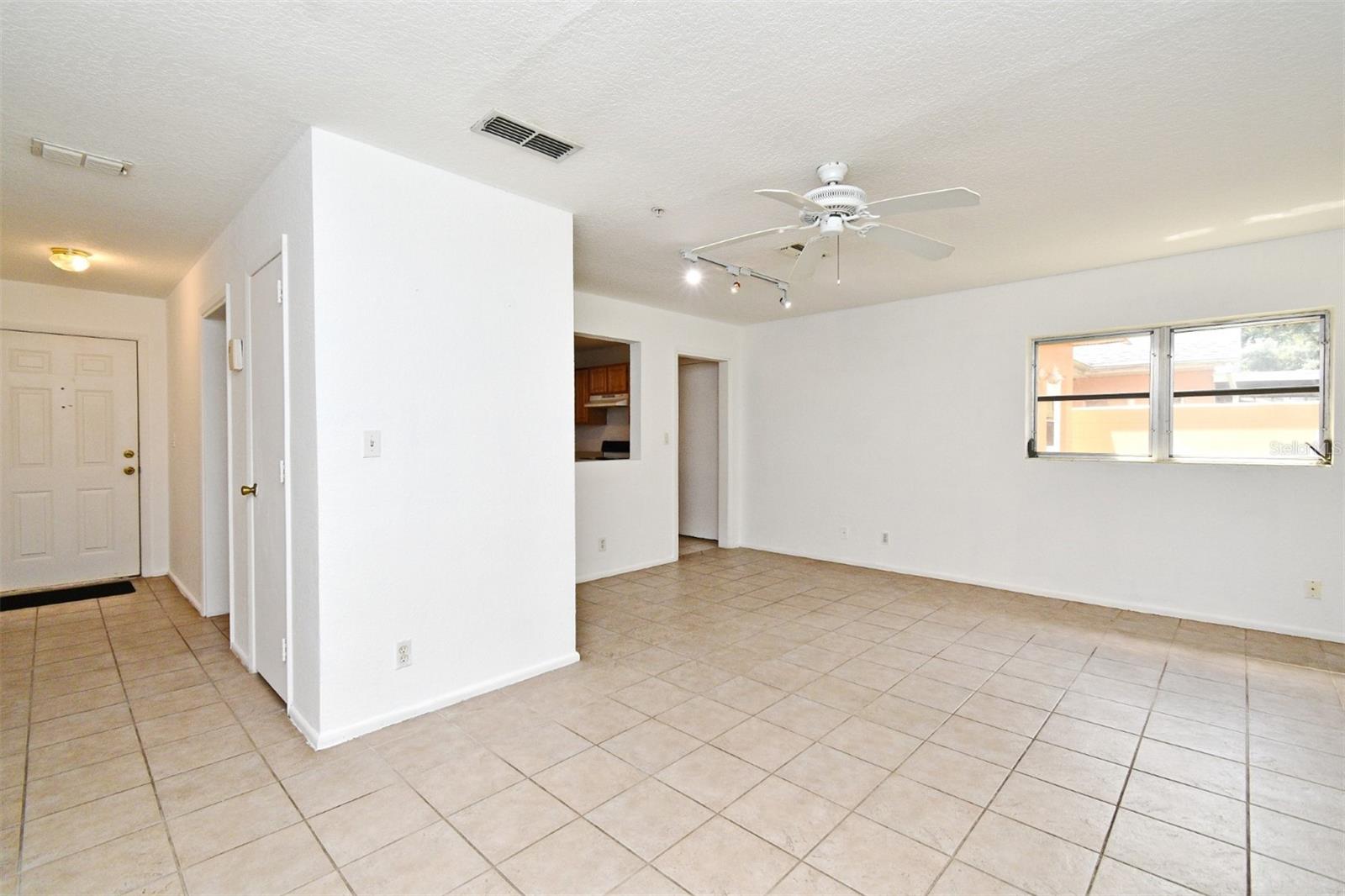 Image 13 of 39 For 3191 Cashmere Drive
