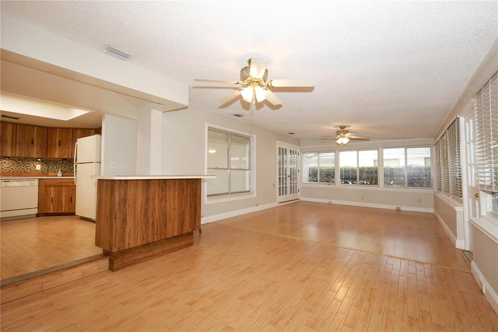 Image 23 of 93 For 4445 Bridgewater Drive