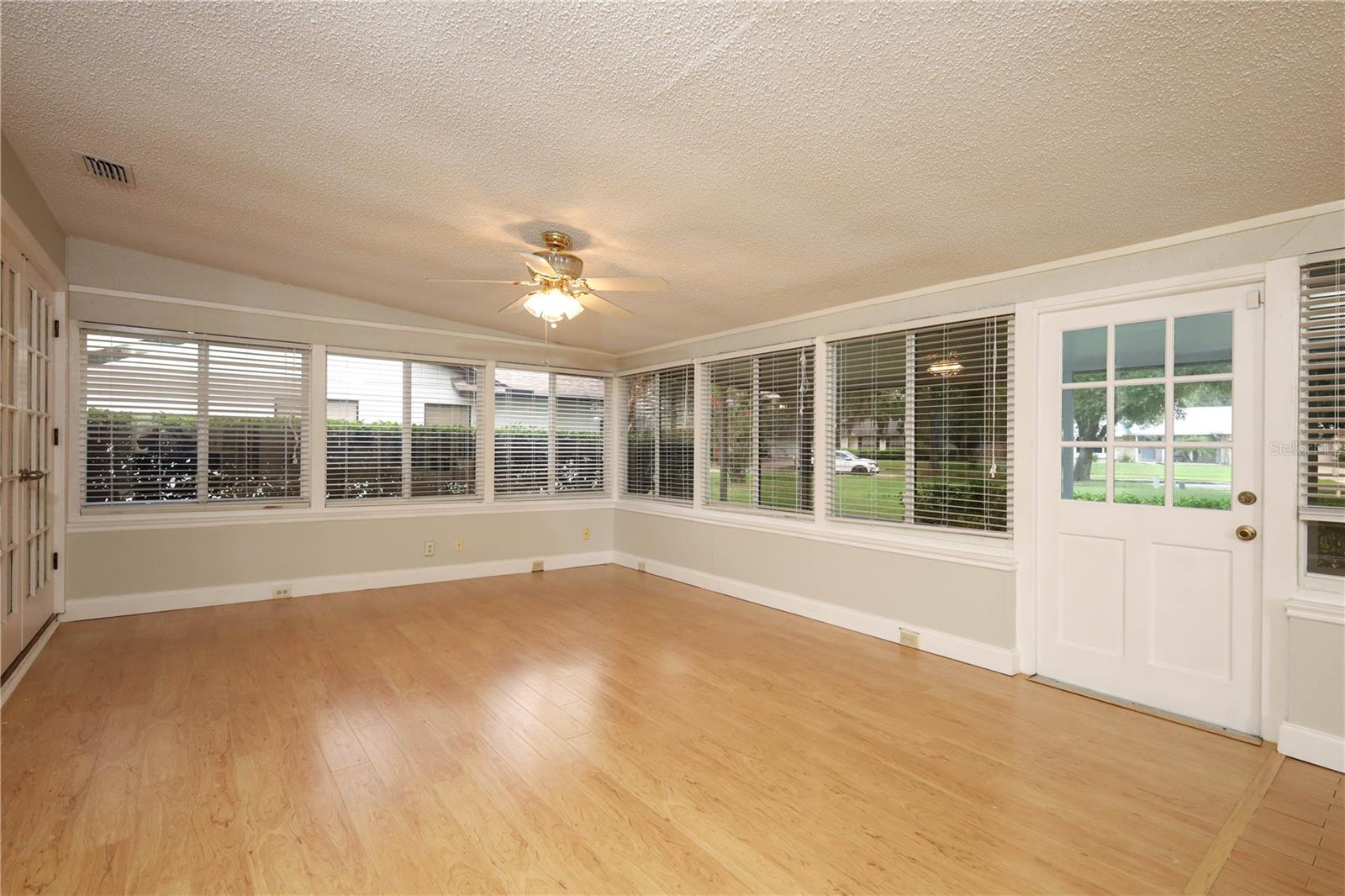 Image 25 of 93 For 4445 Bridgewater Drive