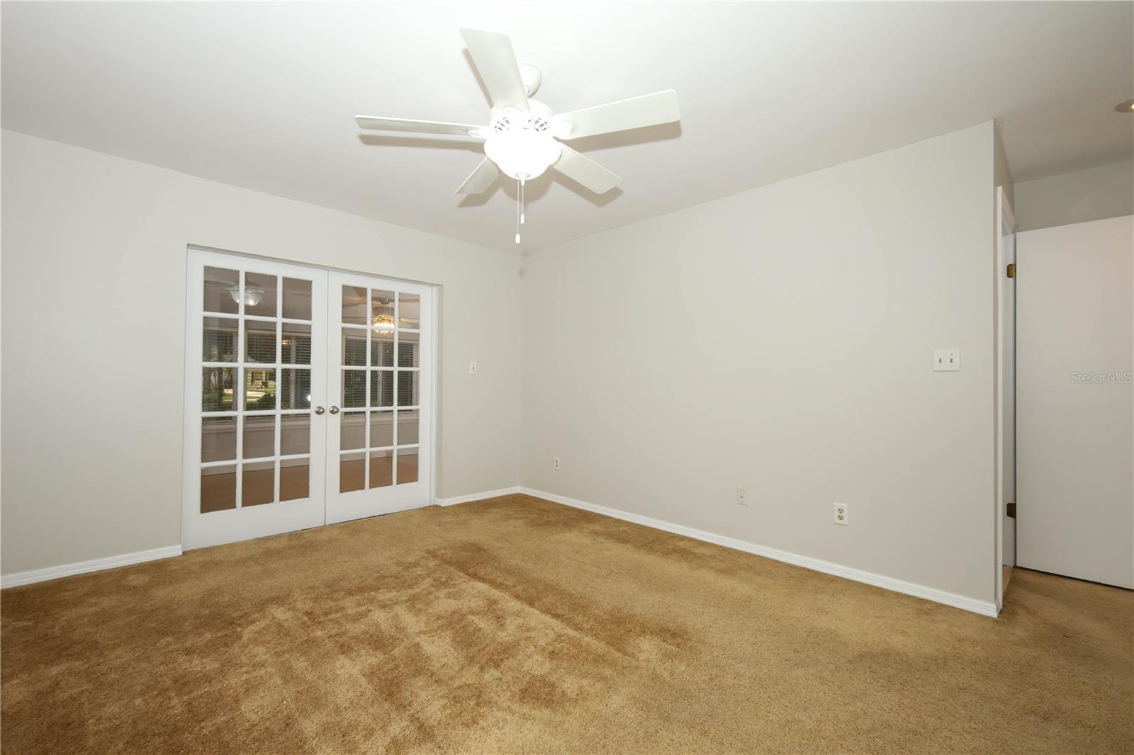 Image 34 of 93 For 4445 Bridgewater Drive