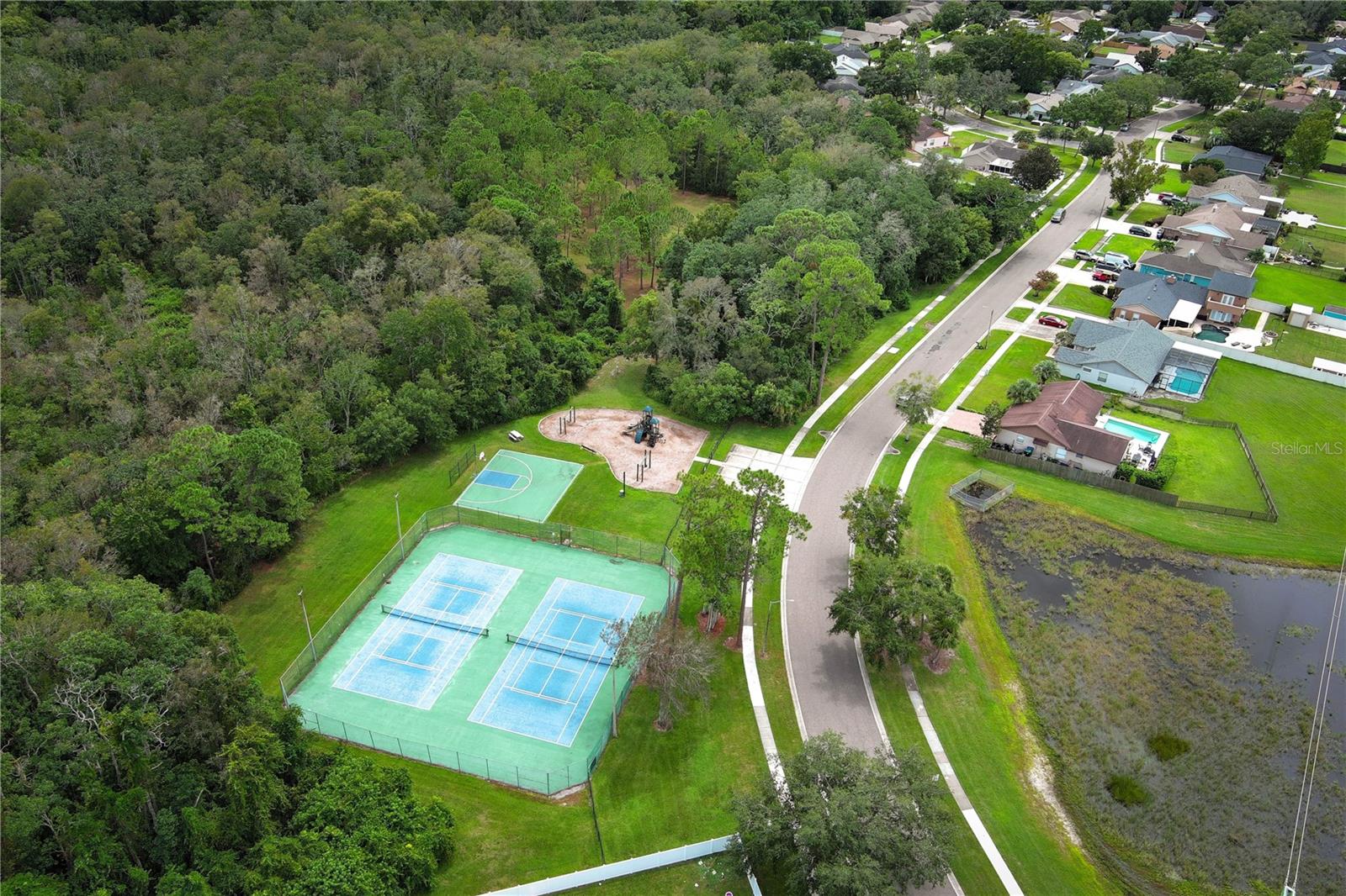 Image 85 of 93 For 4445 Bridgewater Drive