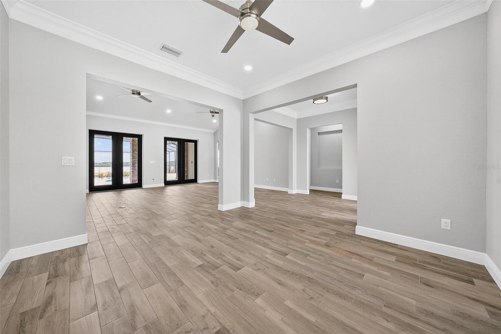 Image 4 of 100 For 525 Pond Cypress Court