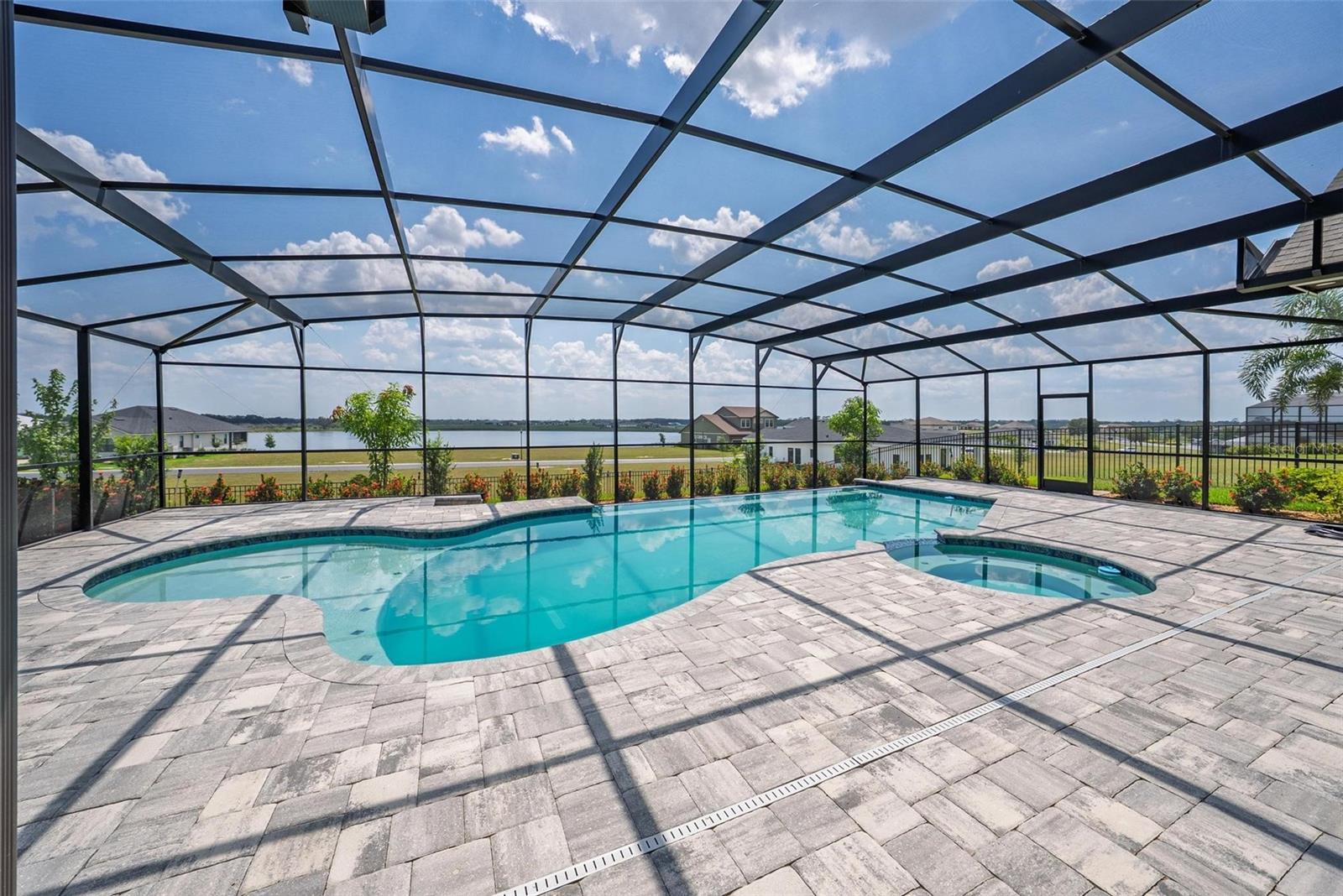 Image 58 of 100 For 525 Pond Cypress Court