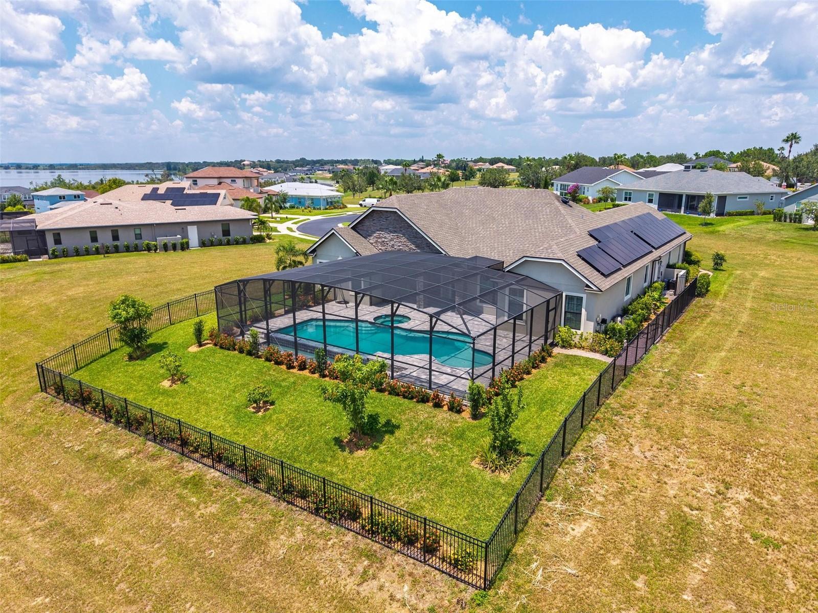 Image 77 of 100 For 525 Pond Cypress Court