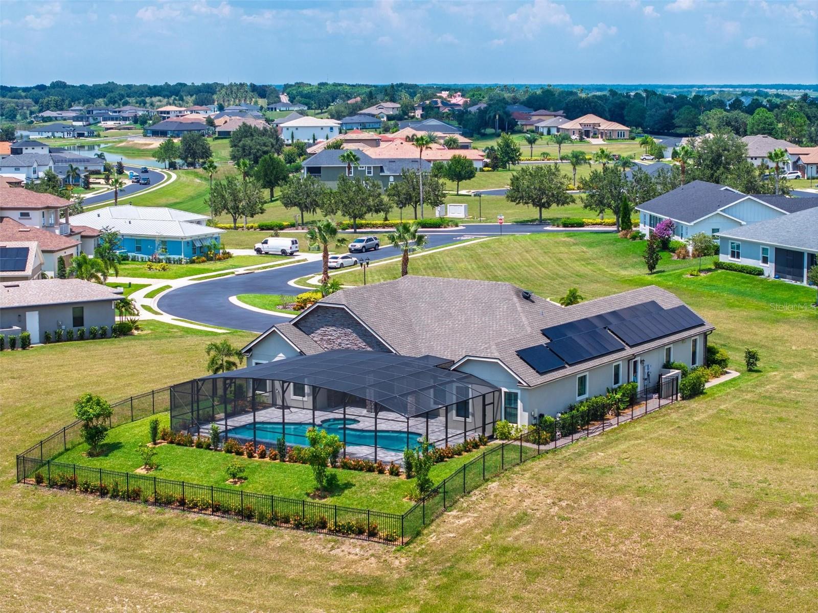 Image 79 of 100 For 525 Pond Cypress Court