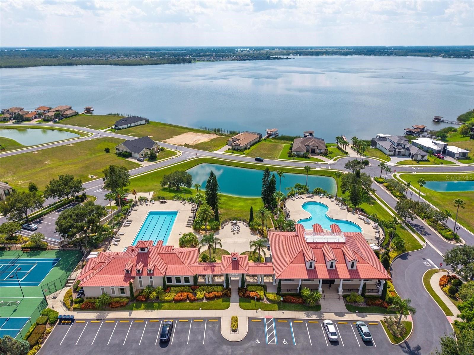 Image 95 of 100 For 525 Pond Cypress Court