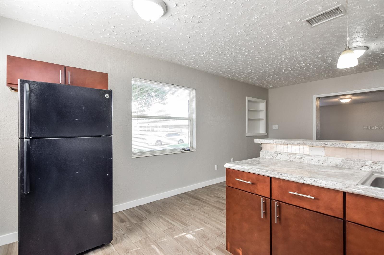 Image 7 of 15 For 5204 80th Street