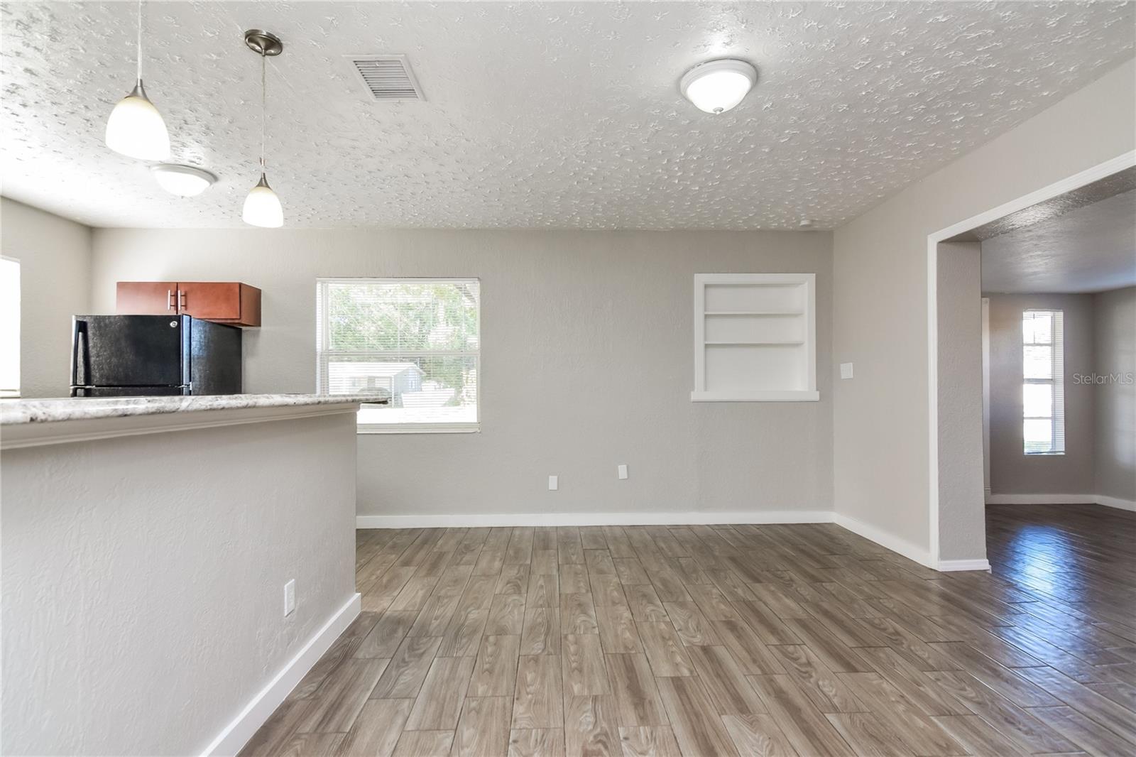 Image 9 of 15 For 5204 80th Street