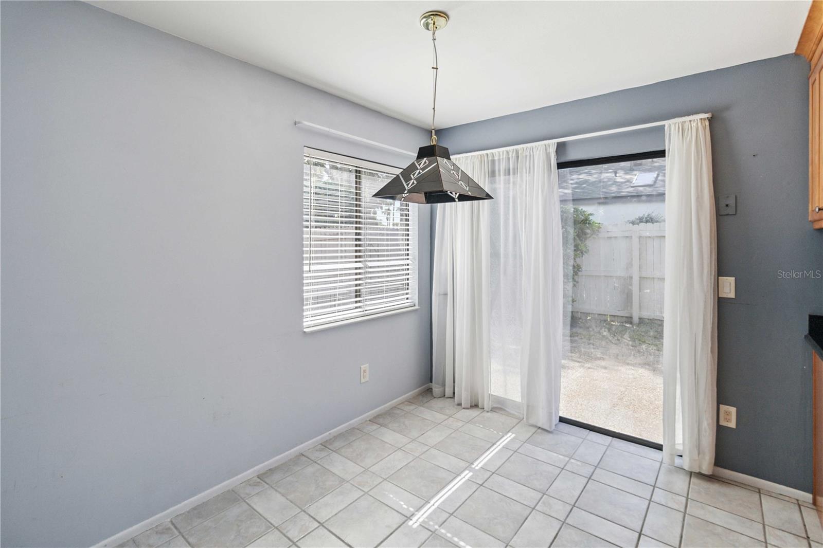 Image 10 of 27 For 610 Torrey Oaks Court
