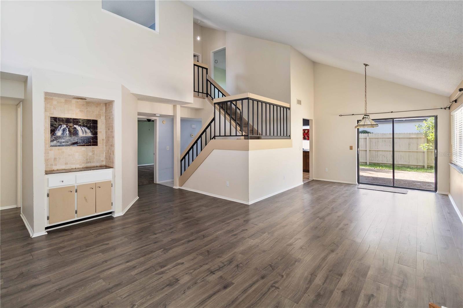 Image 6 of 27 For 610 Torrey Oaks Court