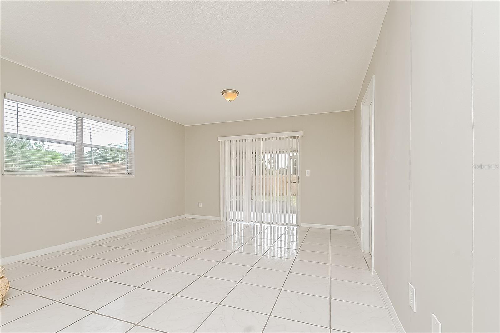 Image 10 of 18 For 2902 Ripplewood Drive