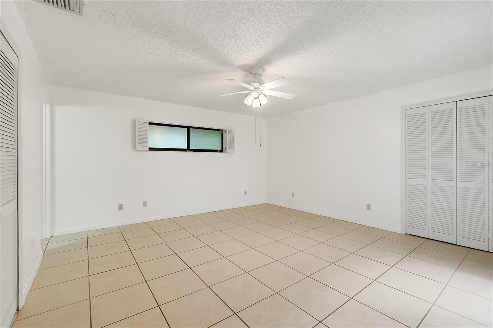 Image 15 of 42 For 241 Morton Lane