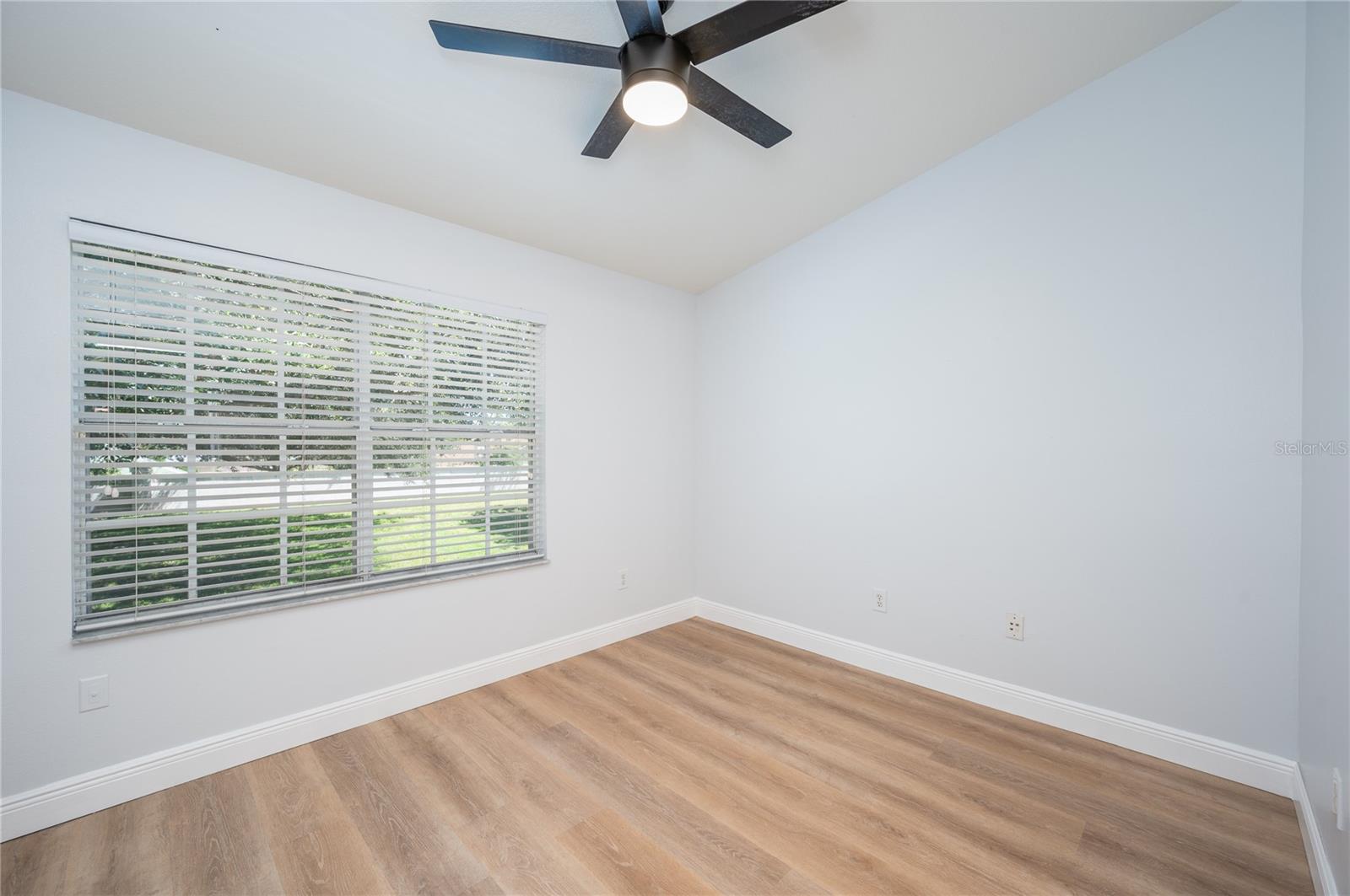 Image 17 of 29 For 1150 Vineland Place