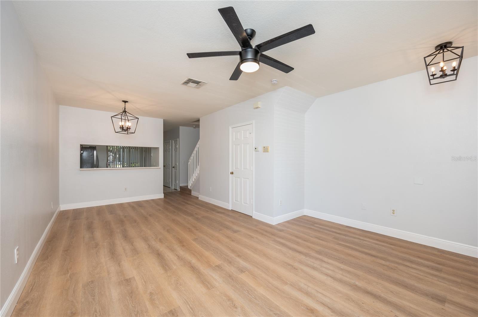 Image 6 of 29 For 1150 Vineland Place