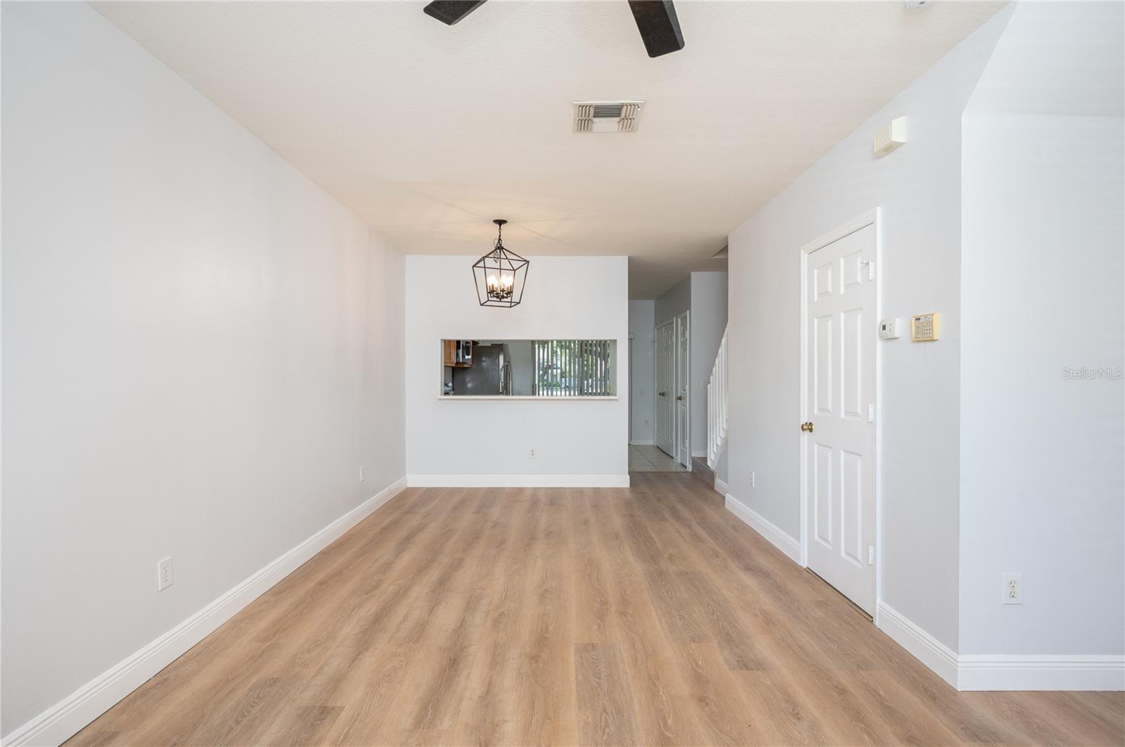 Image 7 of 29 For 1150 Vineland Place