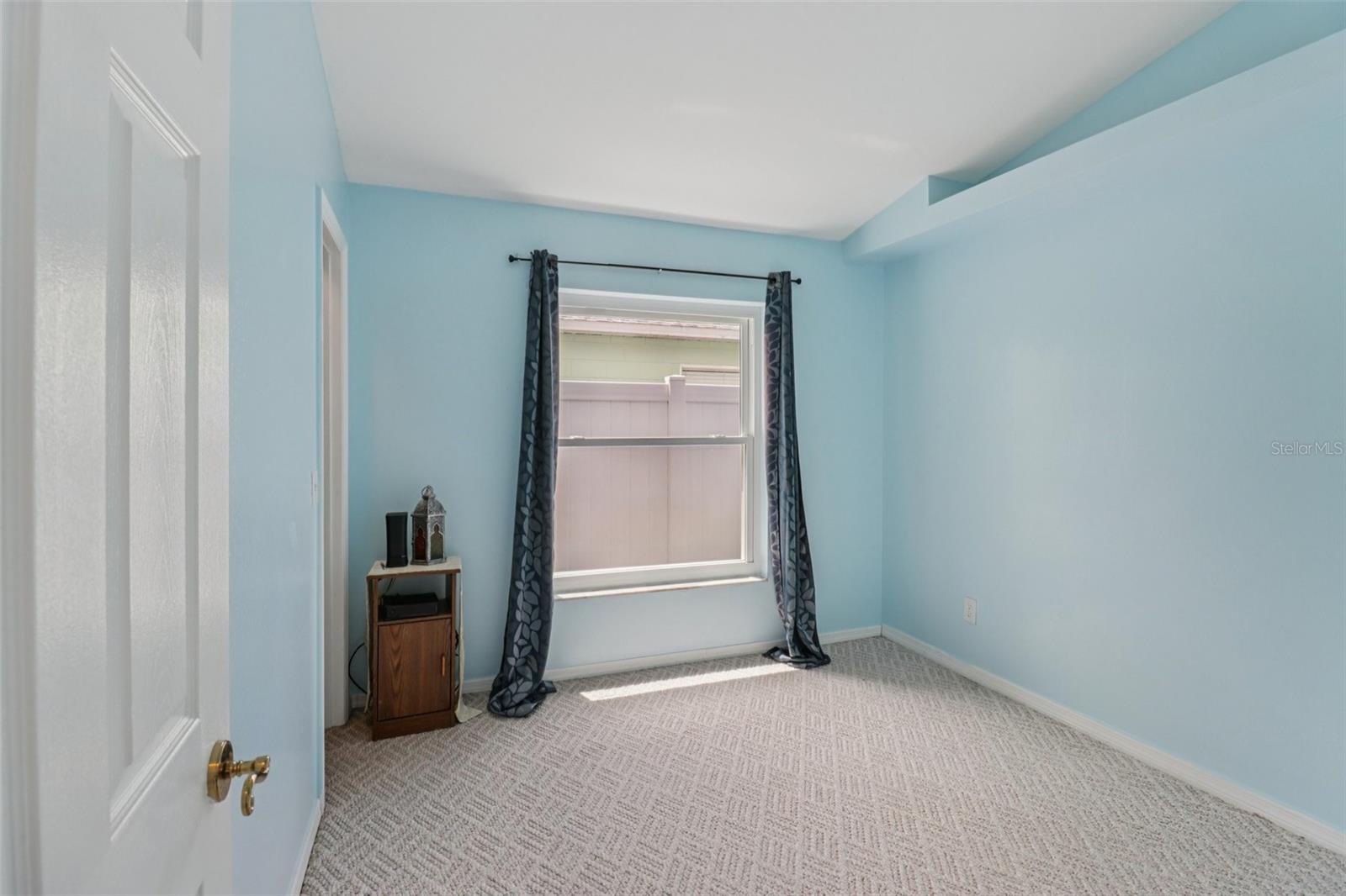 Image 11 of 20 For 1074 Hamlet Drive