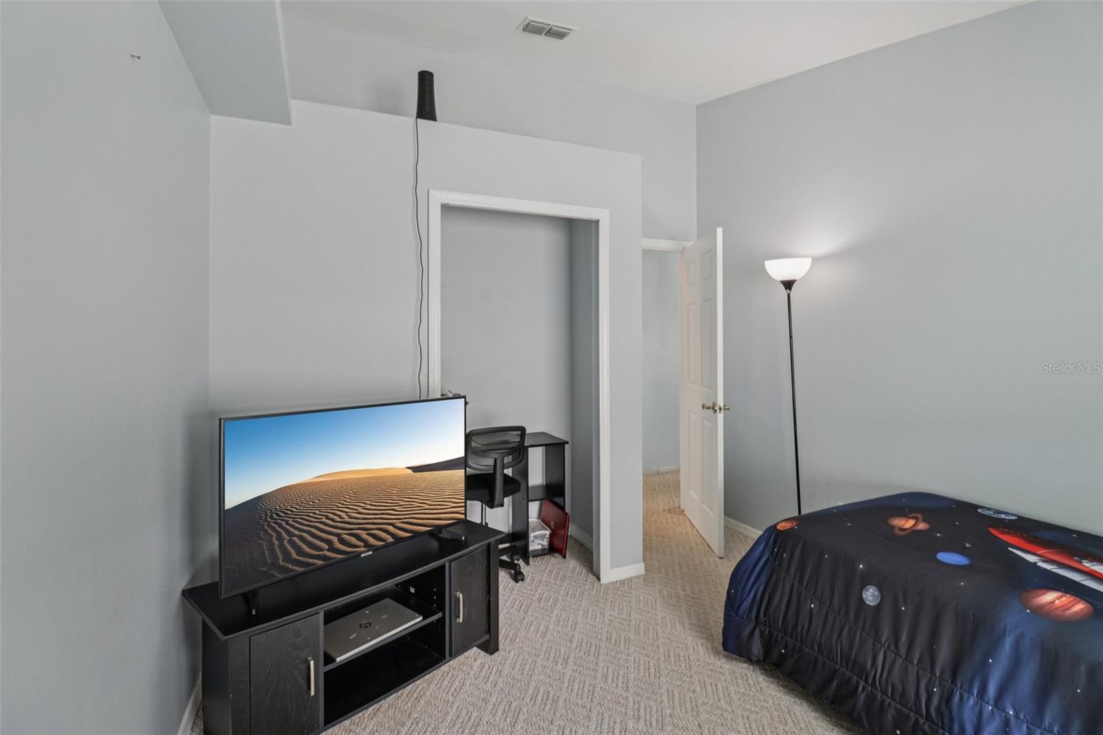 Image 15 of 20 For 1074 Hamlet Drive