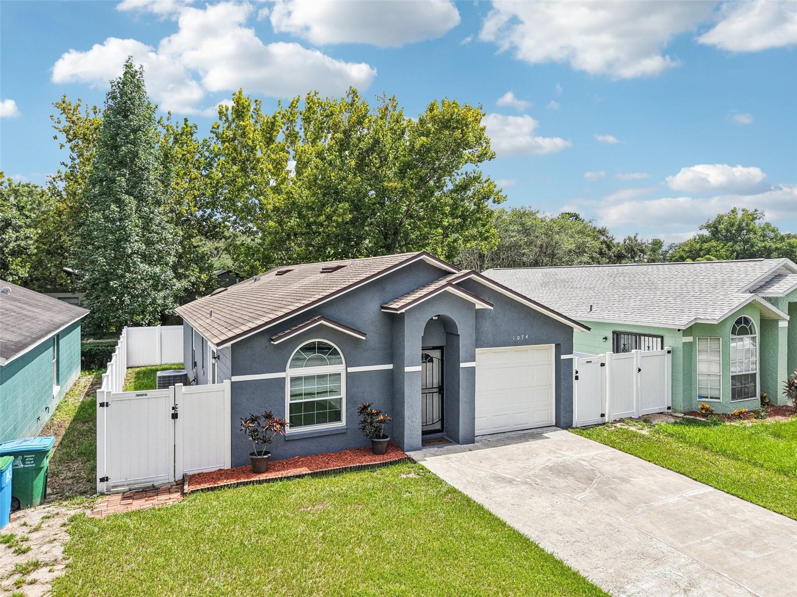 Image 18 of 20 For 1074 Hamlet Drive