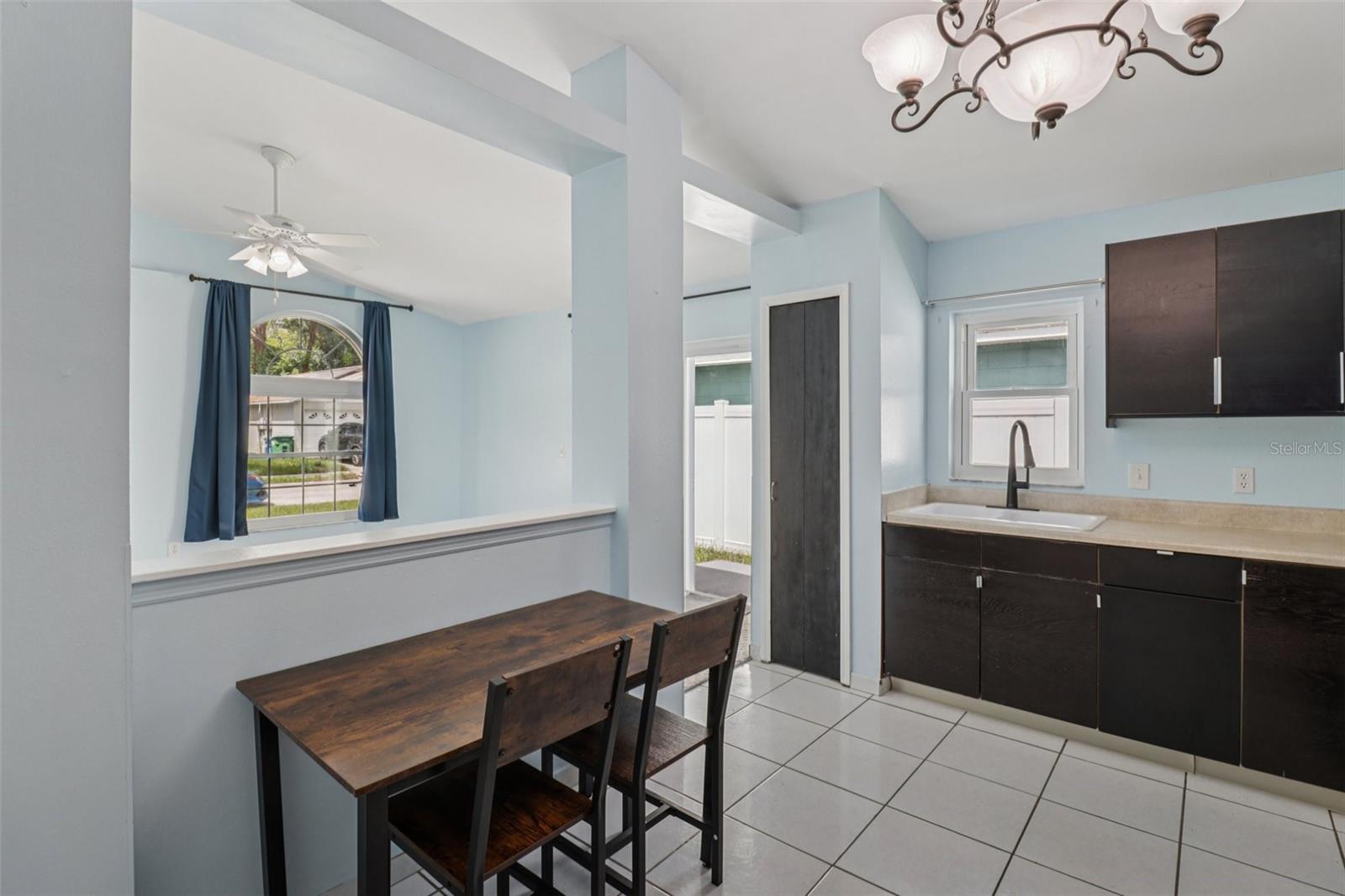 Image 4 of 20 For 1074 Hamlet Drive