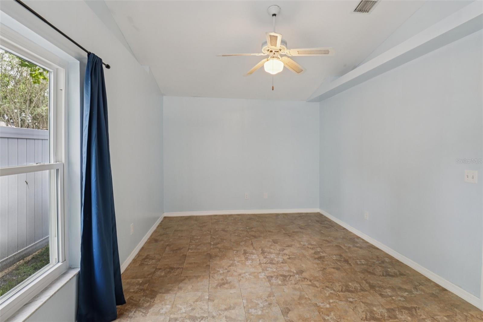 Image 9 of 20 For 1074 Hamlet Drive