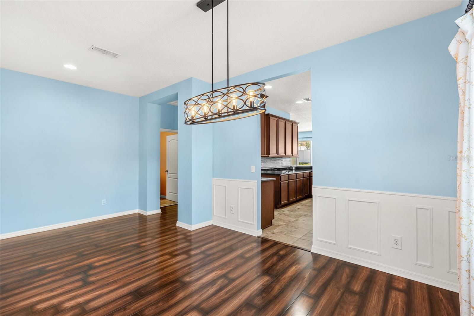 Image 8 of 30 For 11616 Thacker Drive