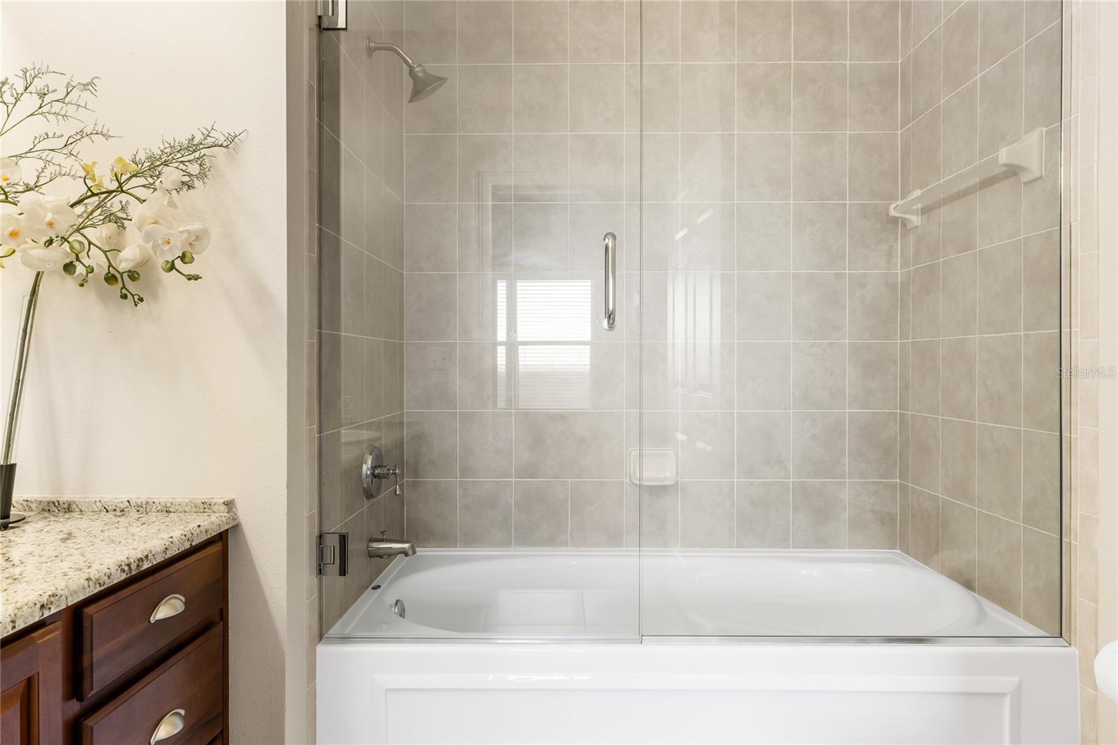 Image 44 of 82 For 225 Seminole Boulevard 607
