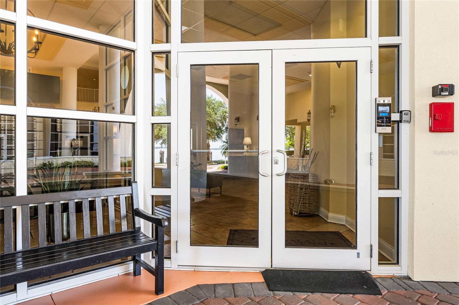Image 49 of 82 For 225 Seminole Boulevard 607