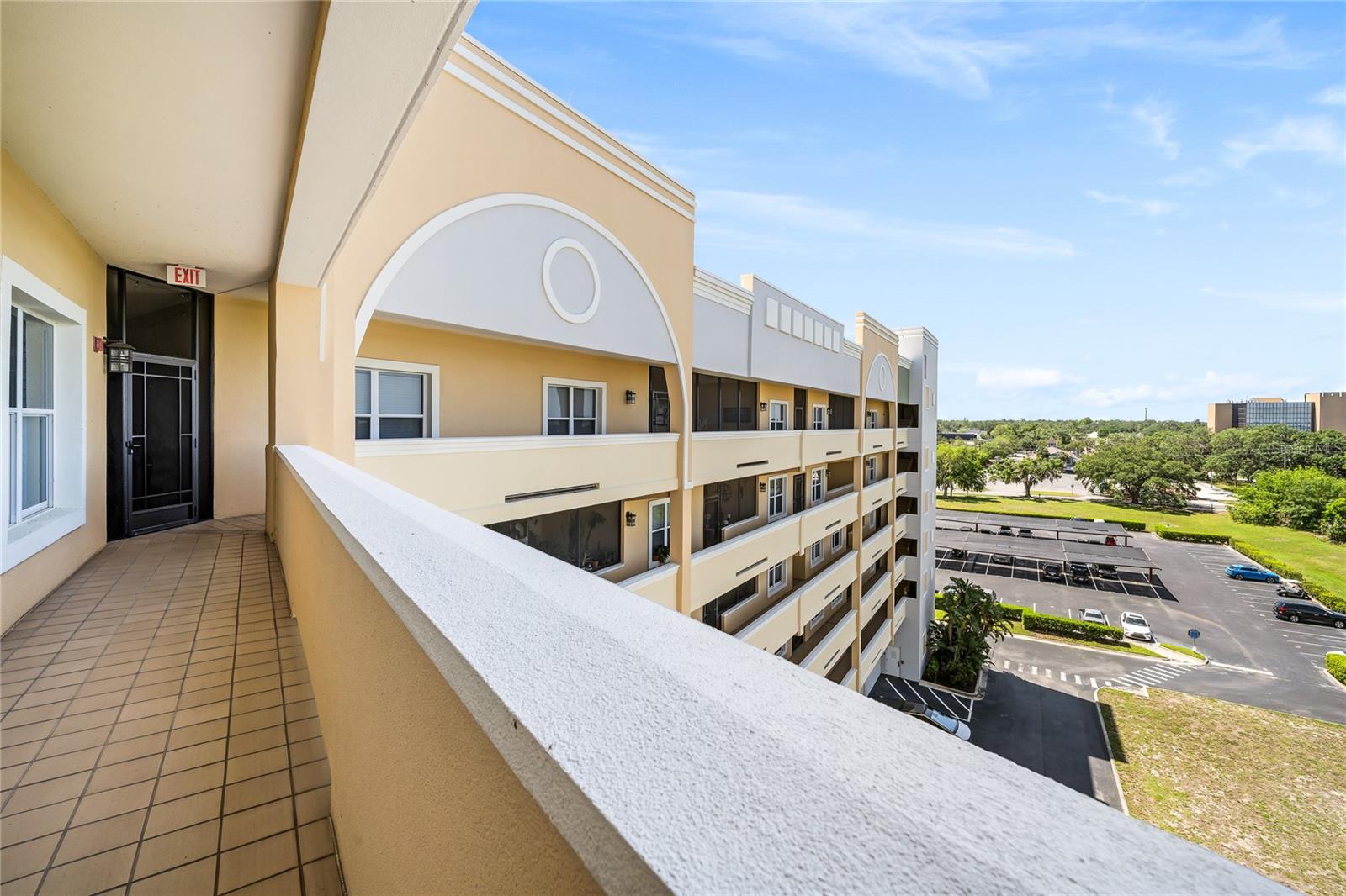 Image 53 of 82 For 225 Seminole Boulevard 607