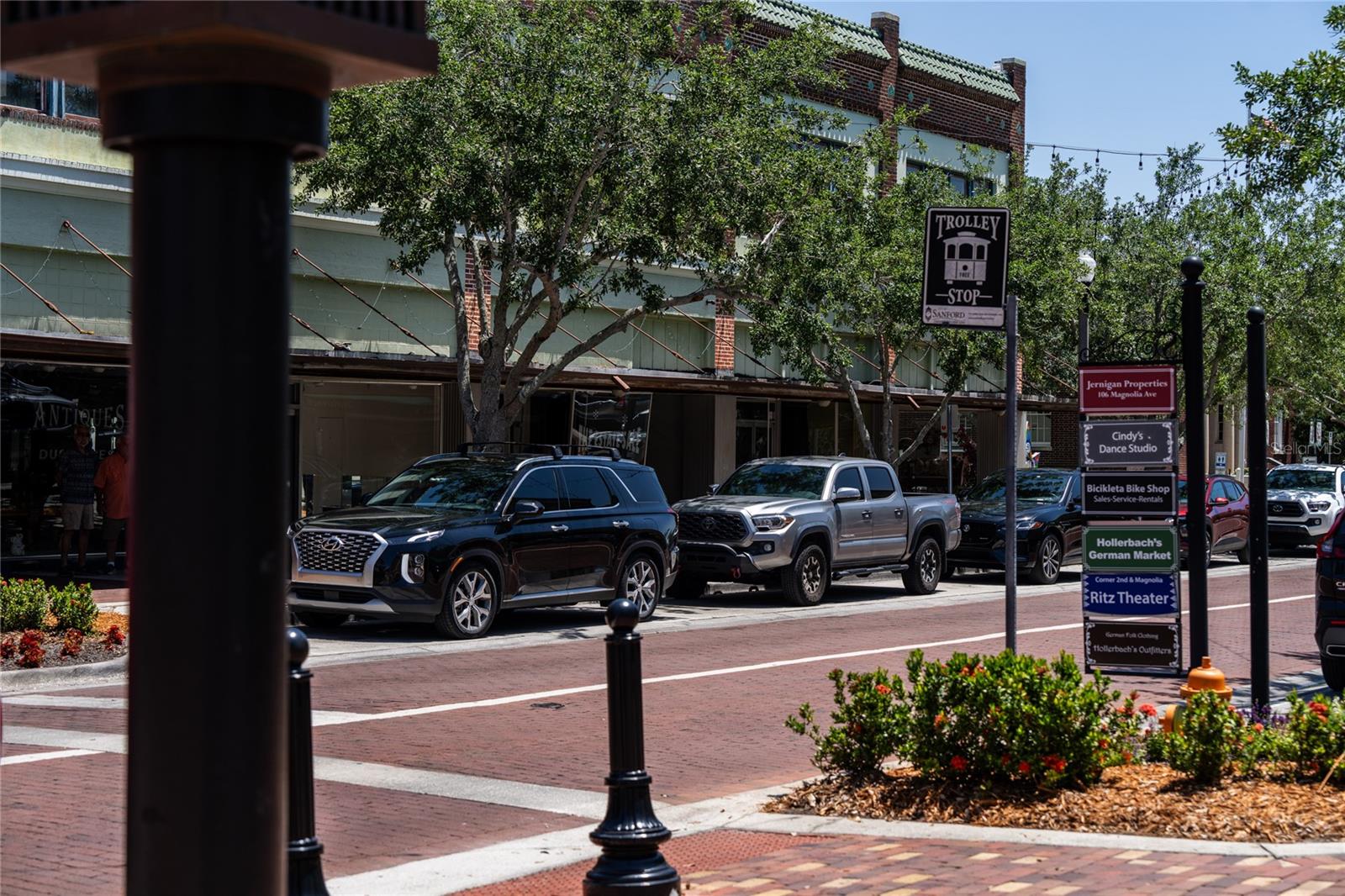 Image 73 of 82 For 225 Seminole Boulevard 607