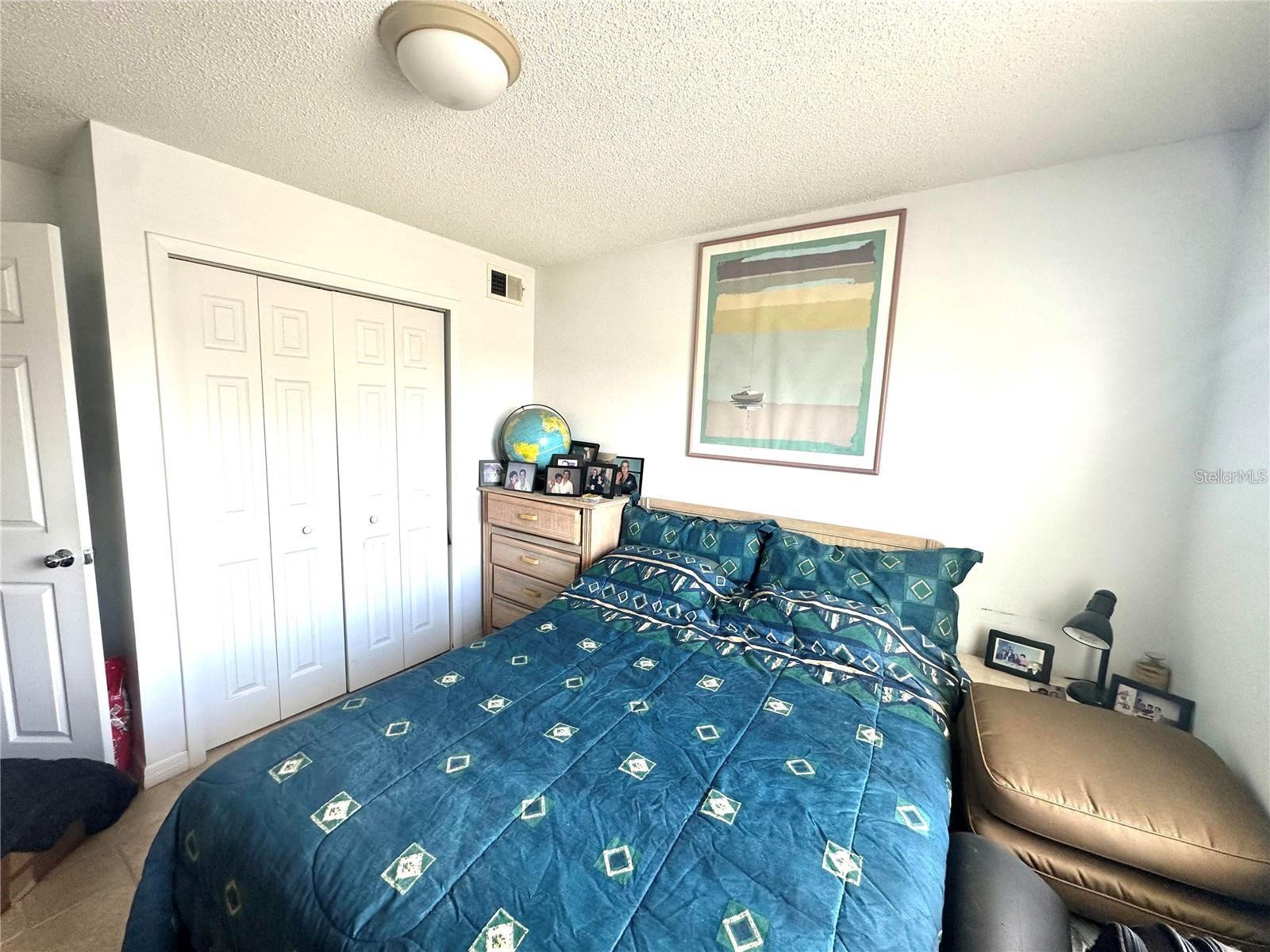 Image 21 of 33 For 2540 Woodgate Boulevard 201