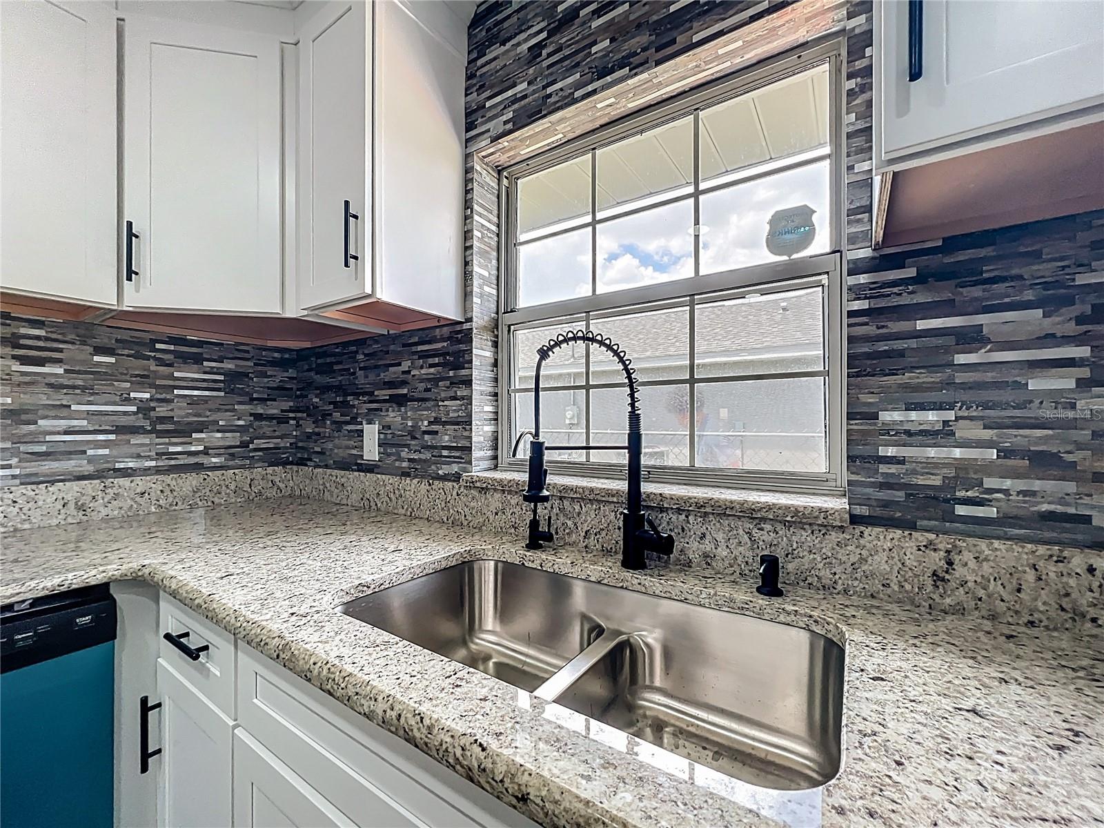 Image 11 of 53 For 9278 Spring Road
